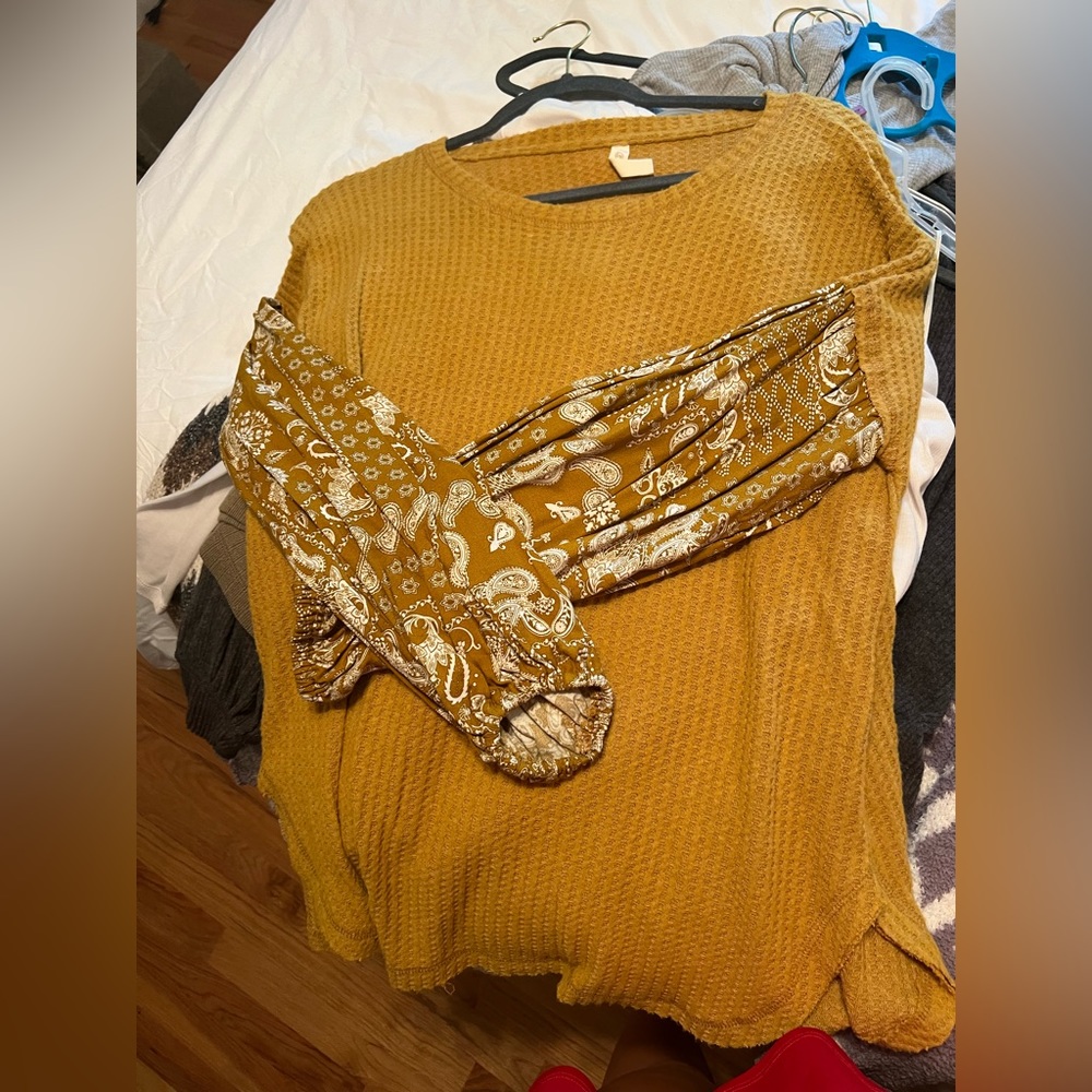 Balloon sleeve sweater